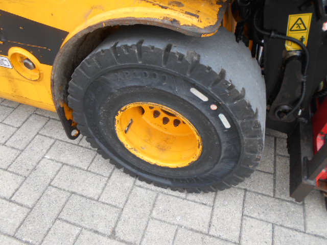 6812f