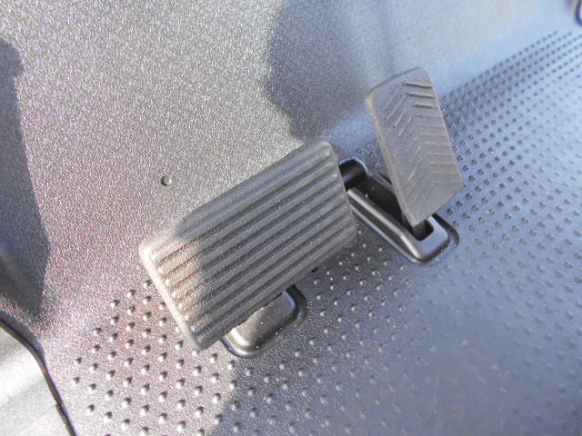6838i