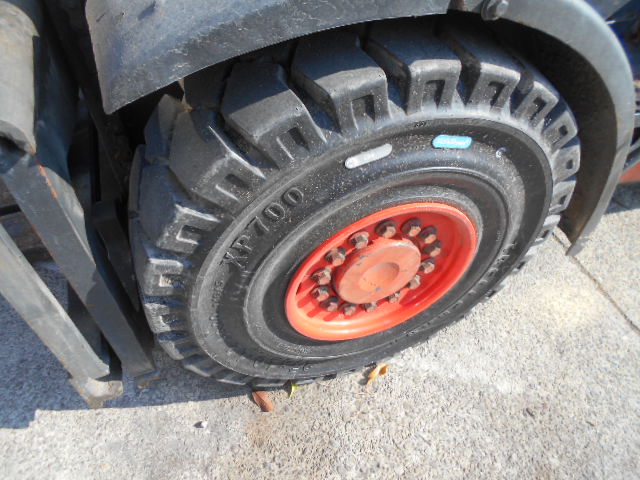 6885b