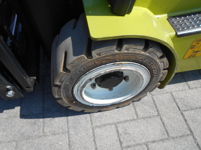 6897e